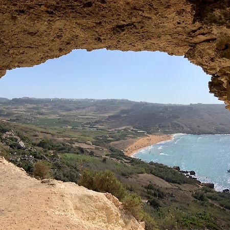 Sunrise Apt Near Beach Smarttv & Netflix Birżebbuġa Eksteriør billede