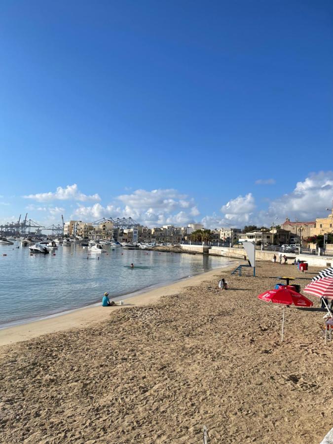 Sunrise Apt Near Beach Smarttv & Netflix Birżebbuġa Eksteriør billede